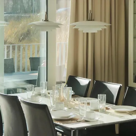 Duenenvilla 10, Whg 2 *